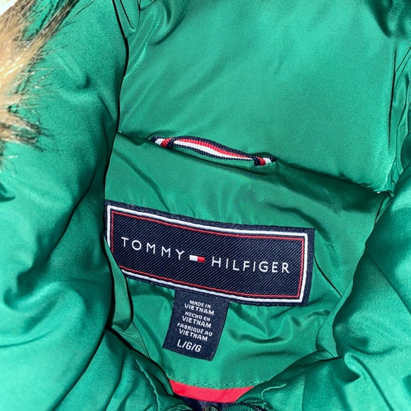 Lg Tommy Hilfiger puffer coat - Picture 1 of 3